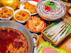-萍姐火锅·公路夜市(武汉首店)