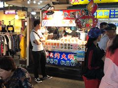 -六合夜市