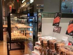 零售区-酵墅·手感烘焙(印象汇店)