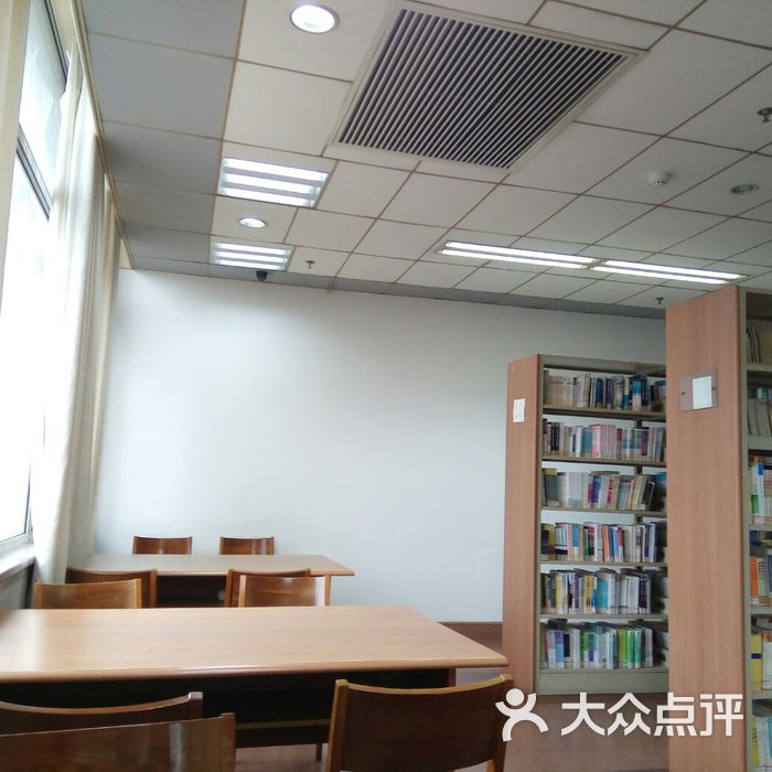 浙江理工大学图书馆