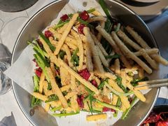 -巴厘龙虾·榜首油焖大虾(音乐学院·沿江酒馆店)