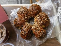 杂谷多面包-野上麦田(中贸广场店)