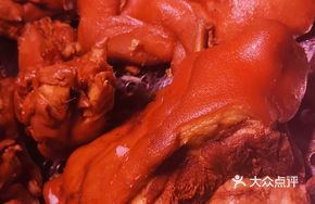 Braised Pork Shank in Old Soup Sauce