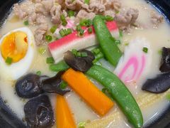 -滋味满屋美食坊(上海街店)
