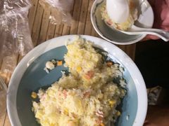 -聚汇三少·龙虾·中餐厅(莫邪路新天地店)
