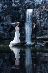 -雪中彩影婚纱摄影·微光艺术中心