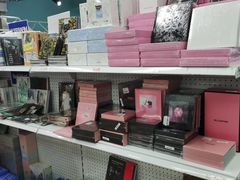 -Love Star追星馆(上海大悦城店)