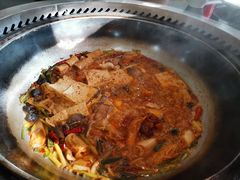 -三里屯土灶炖公鸡地锅鸡(江东店)