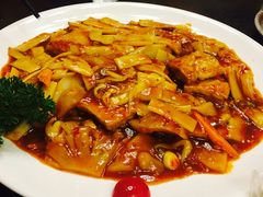-金牌餐厅·天津菜·八珍豆腐·老爆三(瓷房子店)