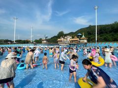 -汤山欢乐水世界