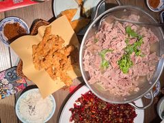 -肖四女乐山跷脚牛肉(滨江天街店)