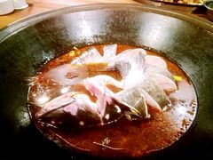 -咱屯子铁锅炖直营店(保利店)
