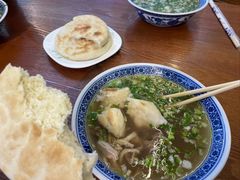 -泉儿头杂碎(杂碎师大店)