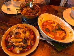 -Phensiri Thai Restaurant