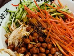 -牛一嘴·兰州牛肉面·大盘鸡(财富中心店)