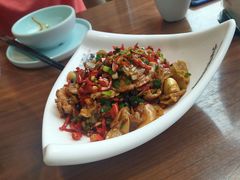 -有红鸡毛店·川菜(建设路店)