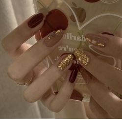 -Pink You美甲美睫纹绣定制中心