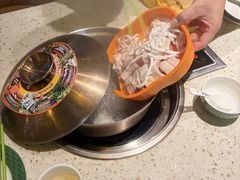 -润园四季椰子鸡火锅(卓越INTOWN店)