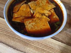 麻辣米线-老字号杨坡红油米线腊汁肉夹馍(东四道巷店)