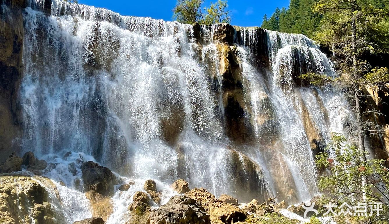 九寨沟 珍珠滩瀑布