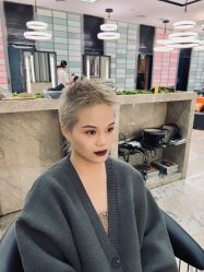 -AKOZO Beauty Salon