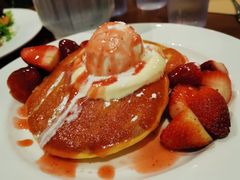 -Pancakes on the rocks(Darling Harbour)