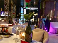-Bo Lounge & BOA Club