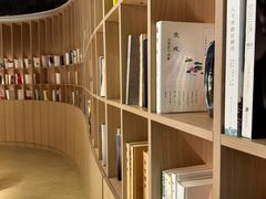 -涨巢·潮玩水疗局