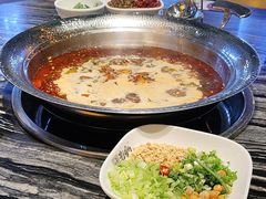 -老船舫·现做活鲜鱼馆(东郊记忆店)