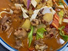 -撒拉人家.酸菜牦牛肉火锅