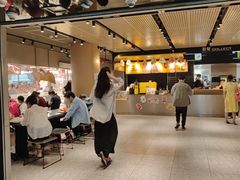 -麦当劳(中山公园龙之梦店)