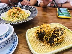 -王婆婆老妈蹄花川菜馆·非物质文化遗产(太古里一店)