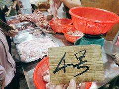 -标记美食新鲜猪杂(兴南大道店)