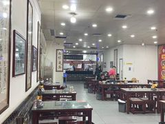 -牛一嘴·兰州牛肉面·大盘鸡(财富中心店)