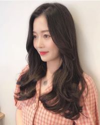 -Hello Lady发型设计