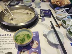 -马家斑.鲜鱼火锅(松湖万科店)
