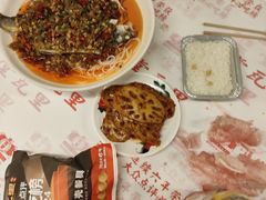 -堂瓦里·33年传统赣菜(第一街区店)