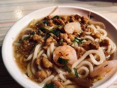 -六合夜市