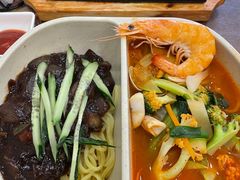 -贵宾庄炸酱面·韩式料理(高区店)