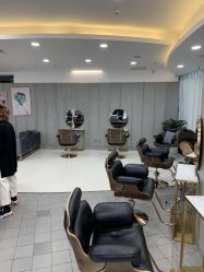 -八佰伴8008星级形象店