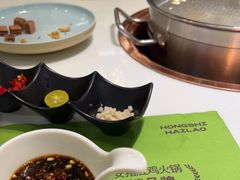 -洪氏嗨捞·猪肚鸡火锅(阳光天地店)