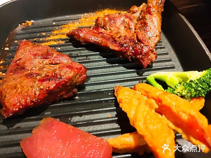 祖母的魔法厨房(天河城店)果木碳烤双子牛排图片