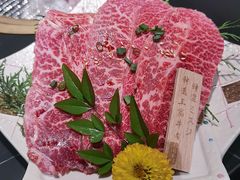 -山川小町·极番烧肉(新地假日广场店)
