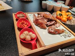 -有红鸡毛店·川菜(建设路店)