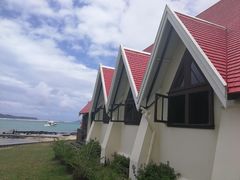 教堂外部-红顶教堂