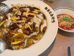 -太二酸菜鱼(菱角湖万达店)