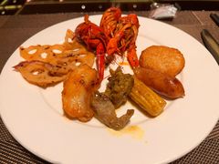 -大中华希尔顿酒店-念自助餐·海南美食·三文鱼