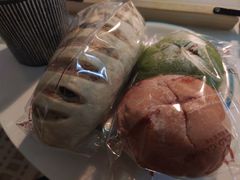-顶东面包花园·生日蛋糕(世博店)