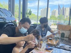 -上海汇之星奔驰4S店(浦东新店)
