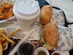 -The Habit Burger Grill 哈比特汉堡(世博店)